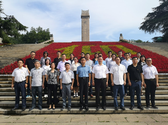 不忘初心、牢記使命 | 集團(tuán)開展系列主題黨日活動(dòng)